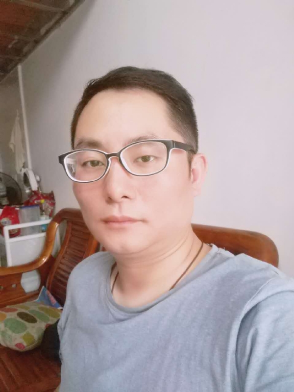 流星的尾巴的第一张照片--古田相亲网