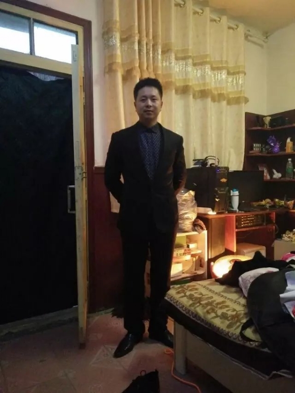 亮亮的第一张照片--古田相亲网