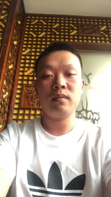唐子龙的第一张照片--古田相亲网