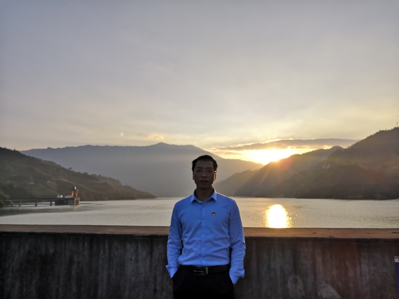 庸人自扰的第一张照片--古田相亲网
