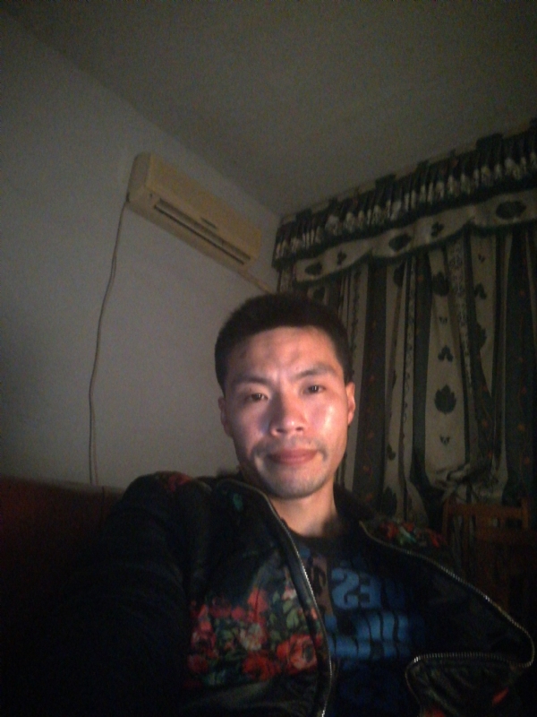 性情男儿的第一张照片--古田相亲网