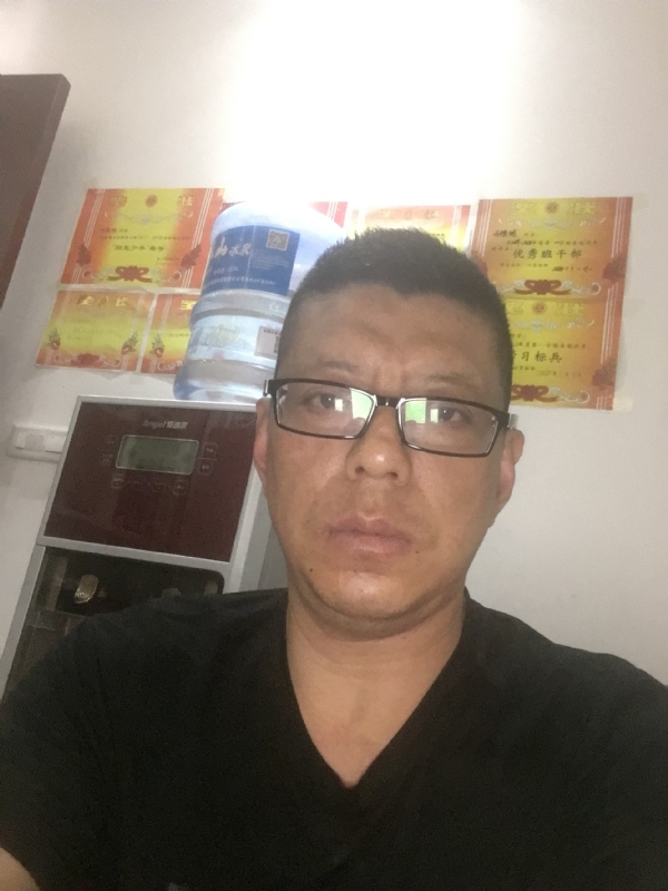 牵手的第一张照片--古田相亲网