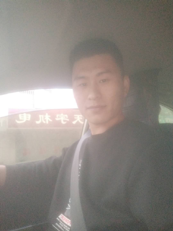 老鼠爱上猫的第一张照片--古田相亲网