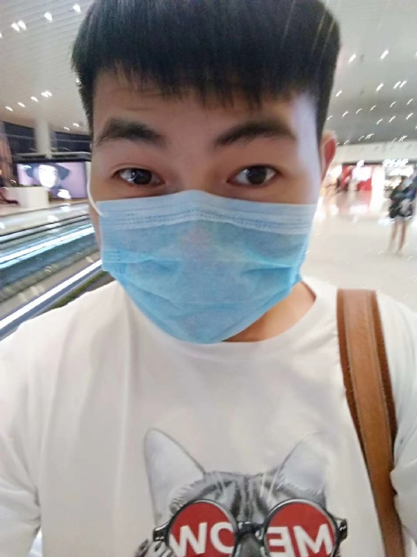咔咔一顿的第一张照片--古田相亲网