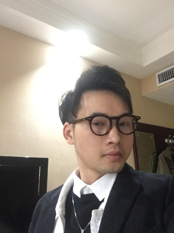曾亮的第一张照片--古田相亲网