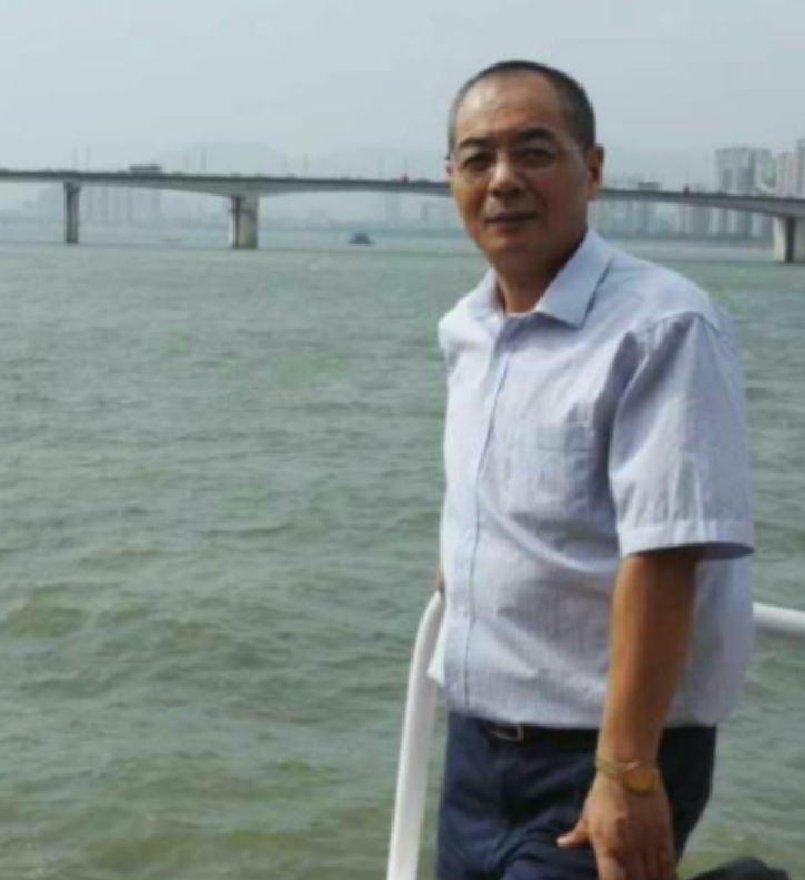 辛民的第二张照片--古田相亲网
