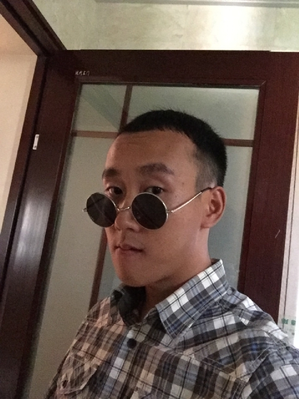 悲喜的第一张照片--古田相亲网