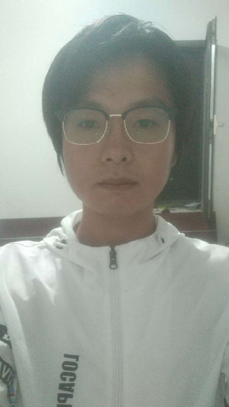 轻吻的第一张照片--古田相亲网