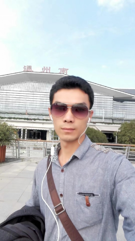 错把真心喂了狗的第三张照片--古田相亲网
