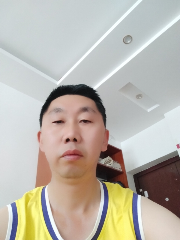 写尽半生纸上酸的第一张照片--古田相亲网