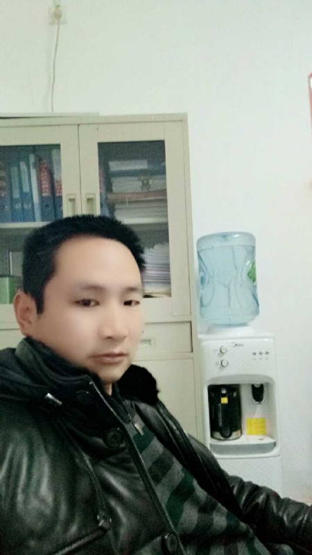蓝色棒棒糖的第一张照片--古田相亲网