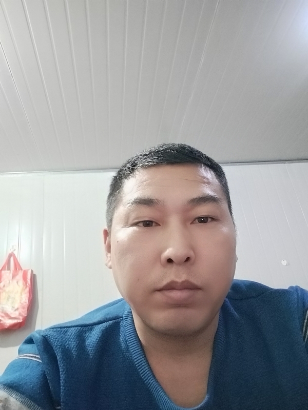 开着拖拉机去兜风的第一张照片--古田相亲网
