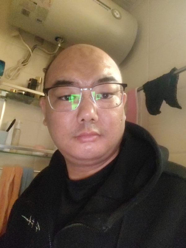 小胖子的第一张照片--古田相亲网