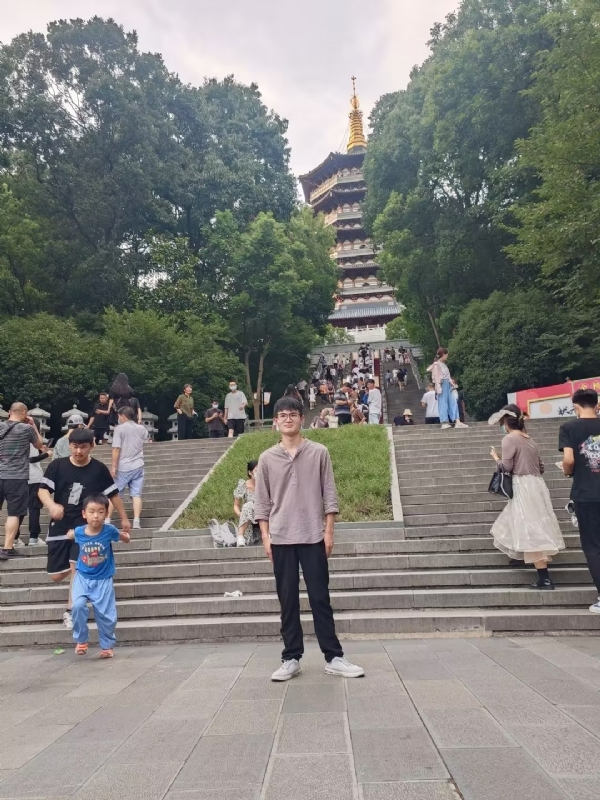阳光男孩的第五张照片--古田相亲网