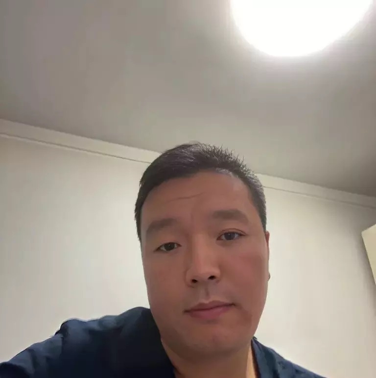 穿唐装的松鼠的第一张照片--古田相亲网