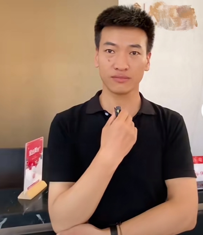 一杯梁白开的第一张照片--古田相亲网