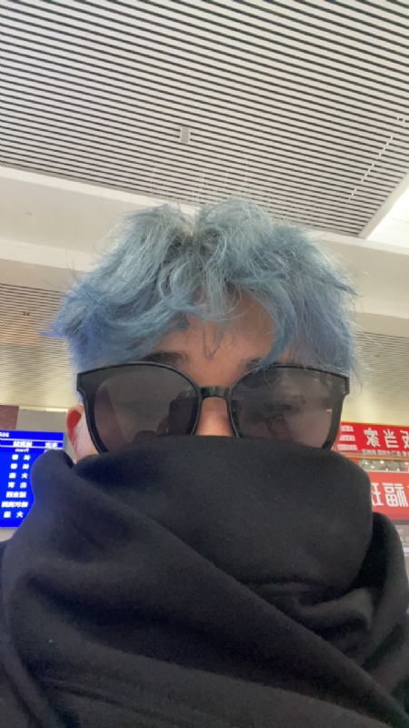 平行线的第一张照片--古田相亲网